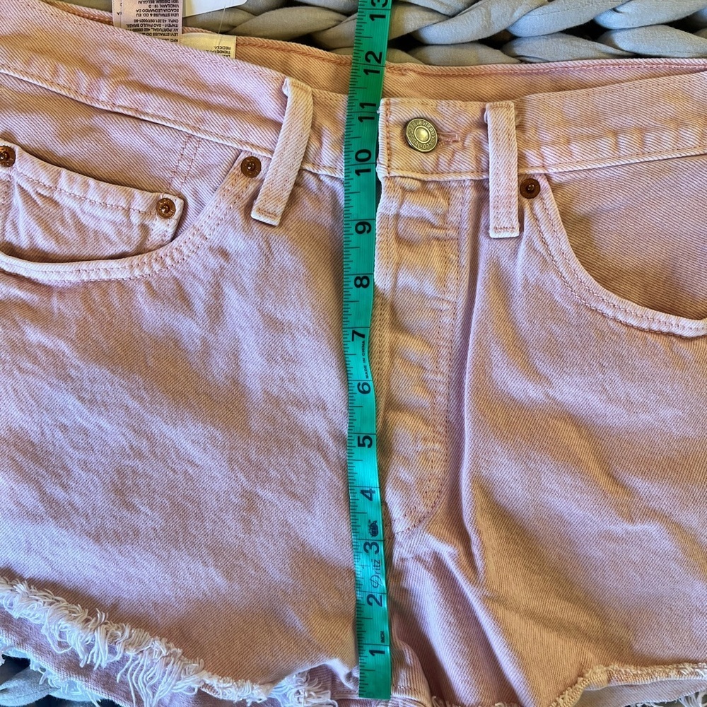 Levi’s Fresh Pink Cherry Red 501 Shorts‎ (30) - Picture 9 of 9